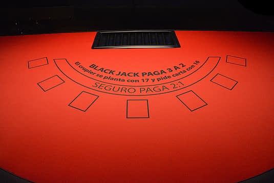 Mesa Black Jack Casino Royale